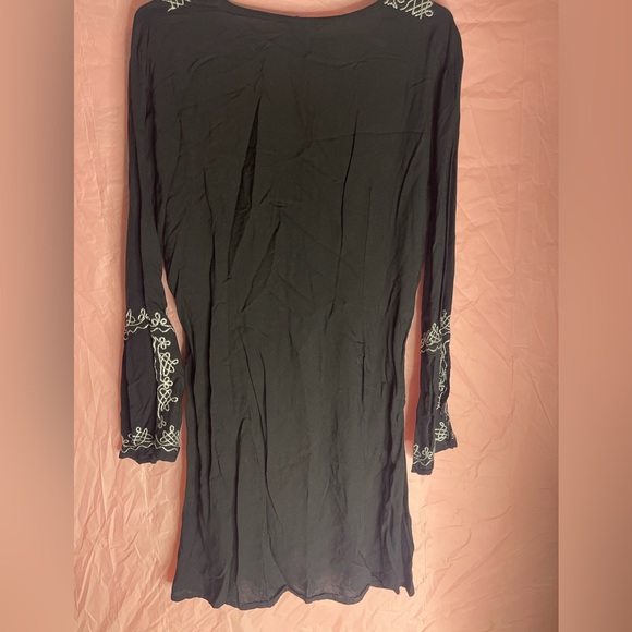 Soaked Black White Embroidered Swimsuit Coverup Womens Size XL 100% Viscose - Picture 4 of 5